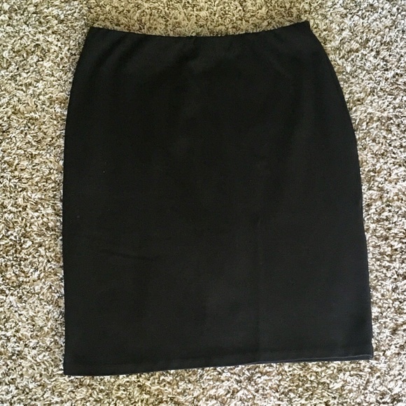 Body Central Dresses & Skirts - Body Cenral XL Skirt